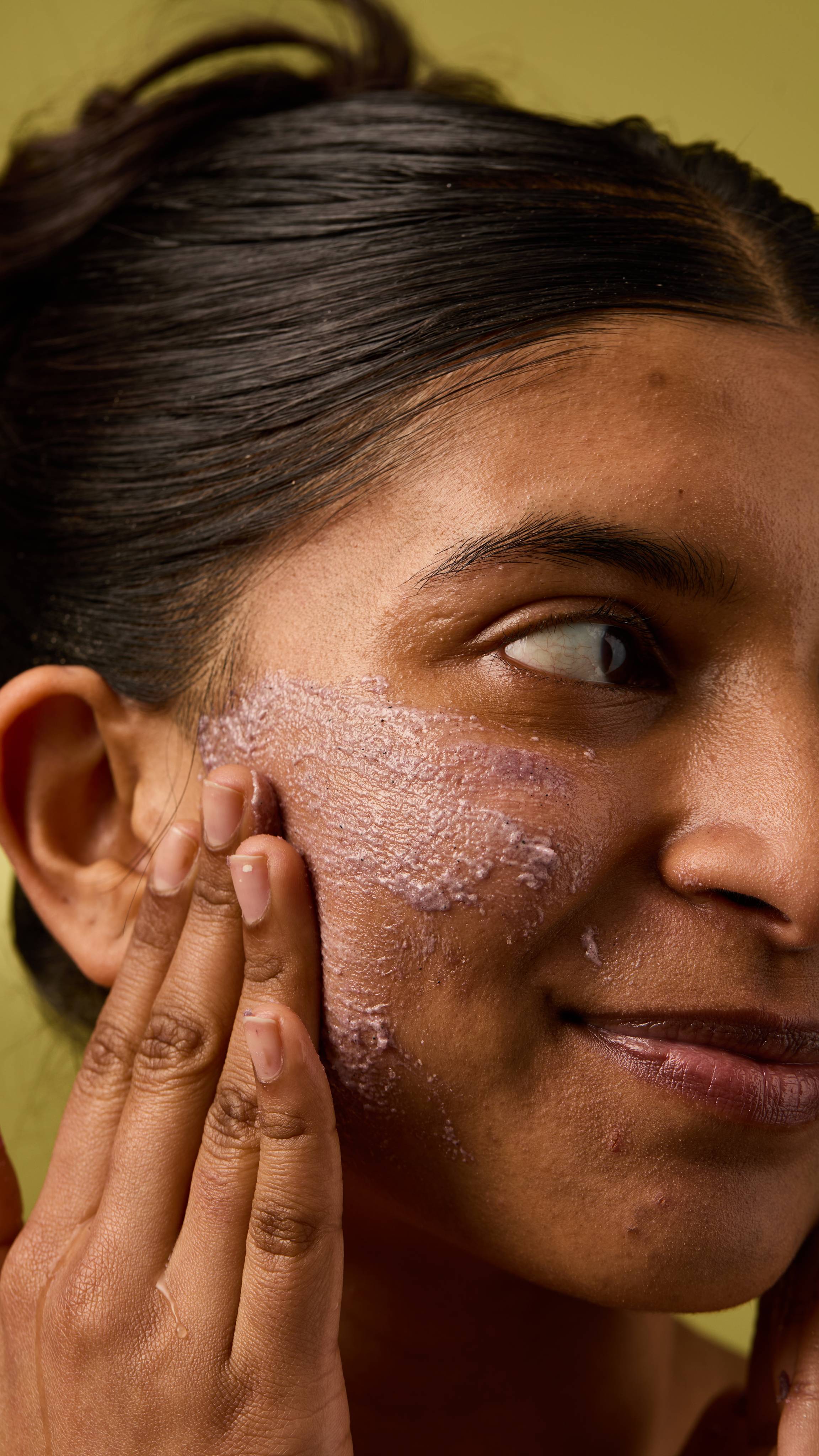 Bright & Beautiful Vitamin C Exfoliating Facial Scrub